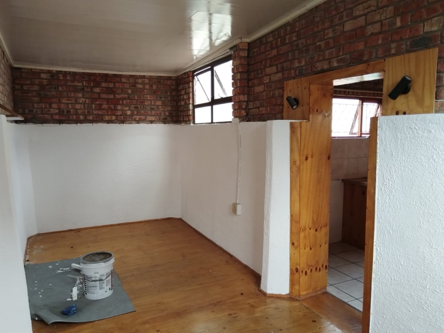 3 Bedroom Property for Sale in Swartkops Eastern Cape